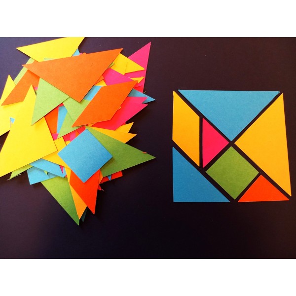 Tangrams en papier : Lot de 10 tangrams colorés en papier