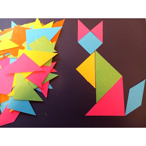 Tangrams en papier : Lot de 10 tangrams colorés en papier